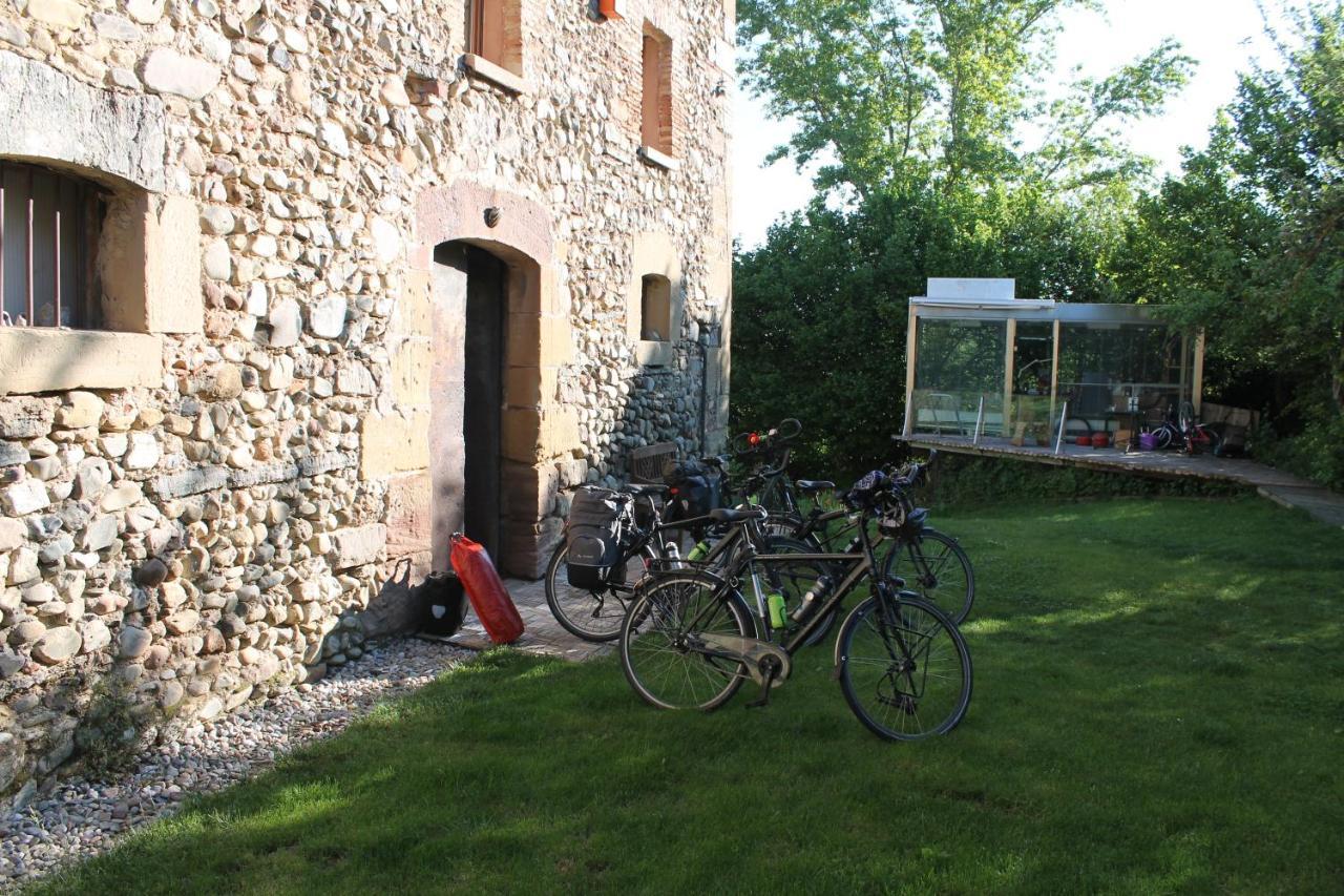 Rest Life El Salto Hostel Белорадо Екстериор снимка