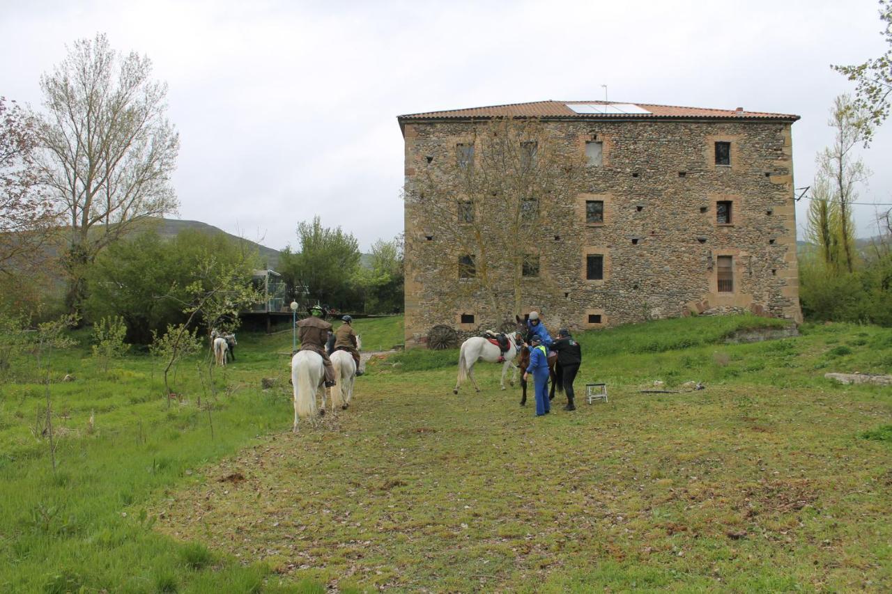Rest Life El Salto Hostel Белорадо Екстериор снимка